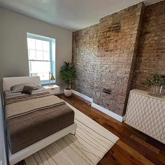 141 Halladay St — Photo 8