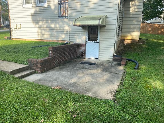 Unit B Entrance