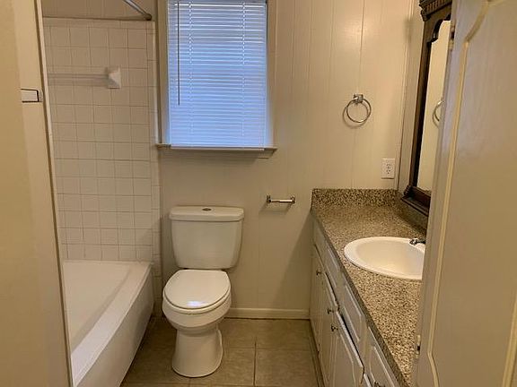 5th image of 410 Tammy Lynn Dr #A