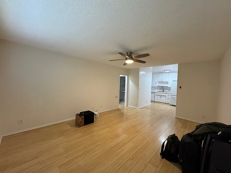 1937 N Bronson Ave #6 — Photo 6