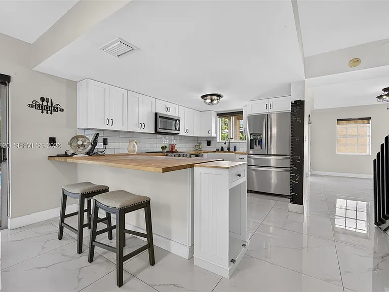 15602 SW 109th Ter — Photo 29