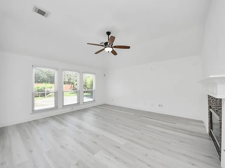 10850 White Oak Point Ct — Photo 39