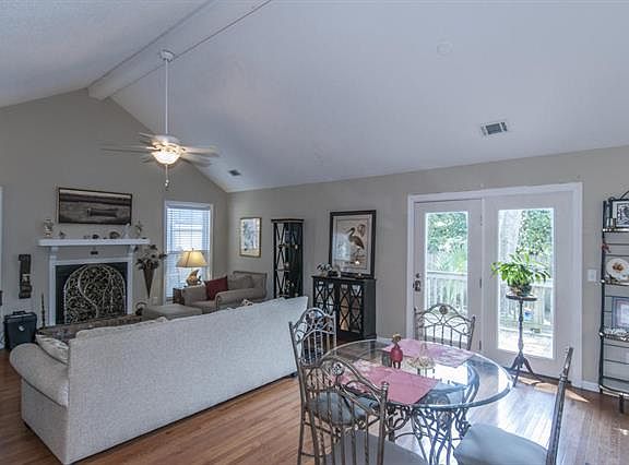 Family room and ding area