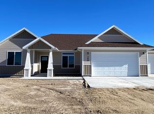 269 Sun Valley Rd, Spring Creek, NV 89815