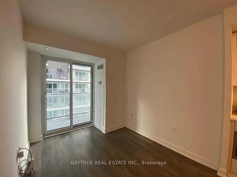 195 Redpath Ave #1001 — Photo 5