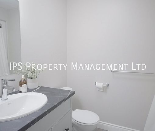 4th image of 8 Raycroft Dr #B