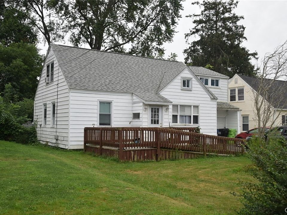 1st image of 317 Leonard St