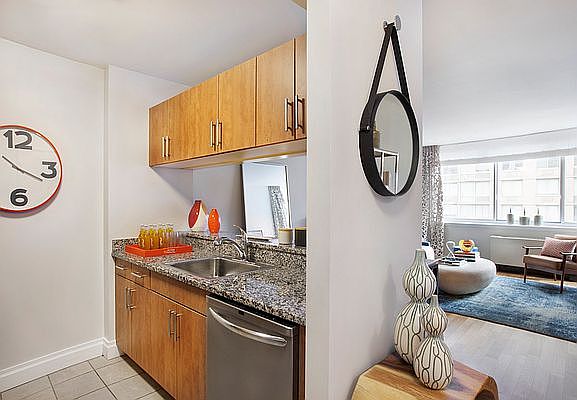 1st image of 776 6th Ave #12J