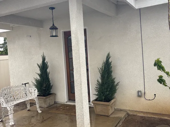 1406 S Green St #1, Tehachapi, CA 93561