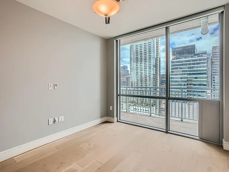 222 West Ave #2203 — Photo 6