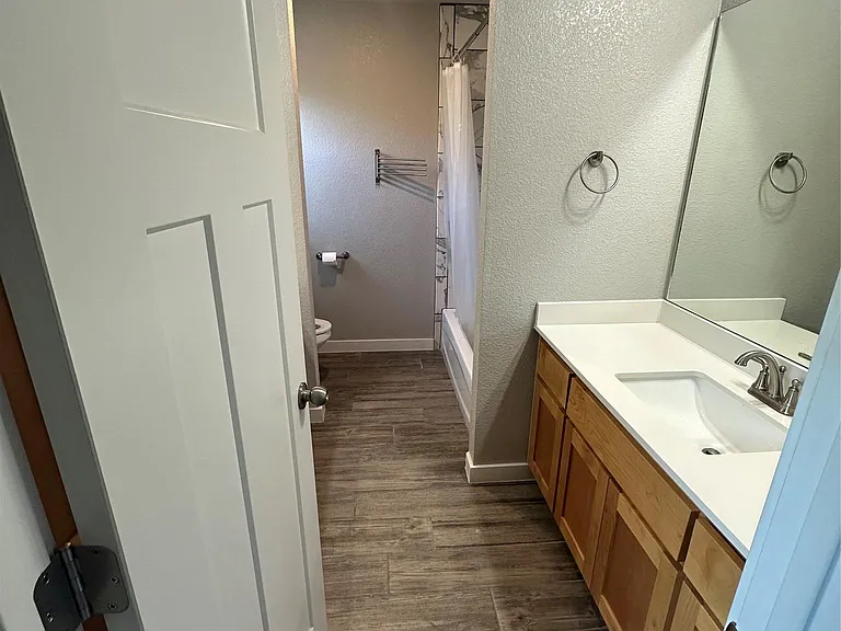 3102 Stonewall Dr #B — Photo 16