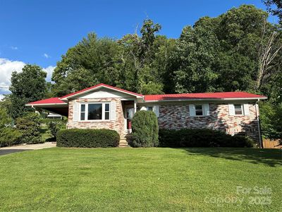 135 Smathers St, Clyde, NC, 28721
