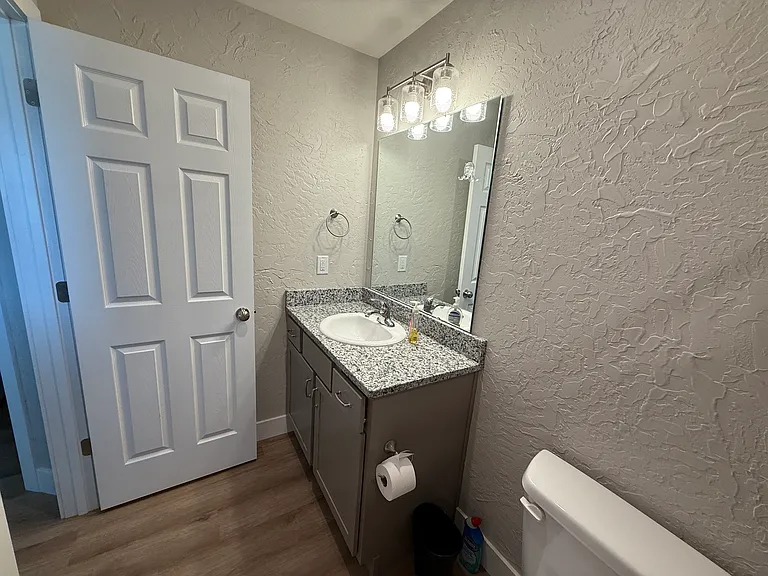 3860 W Riley St — Photo 14