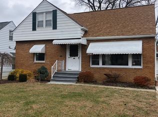 3793 Wallingford Rd, South Euclid, OH 44121