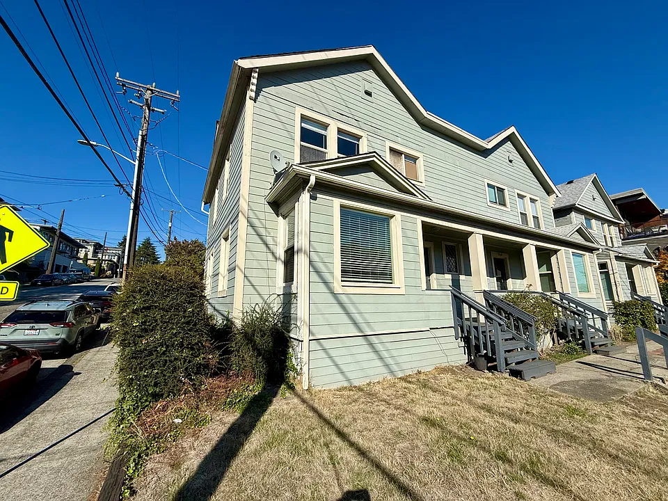 552 Ward St #L