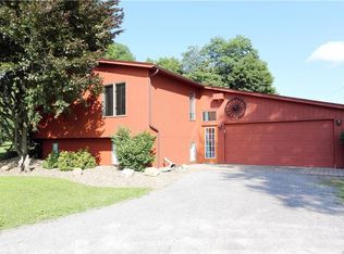 13915 White St, Springville, NY 14141