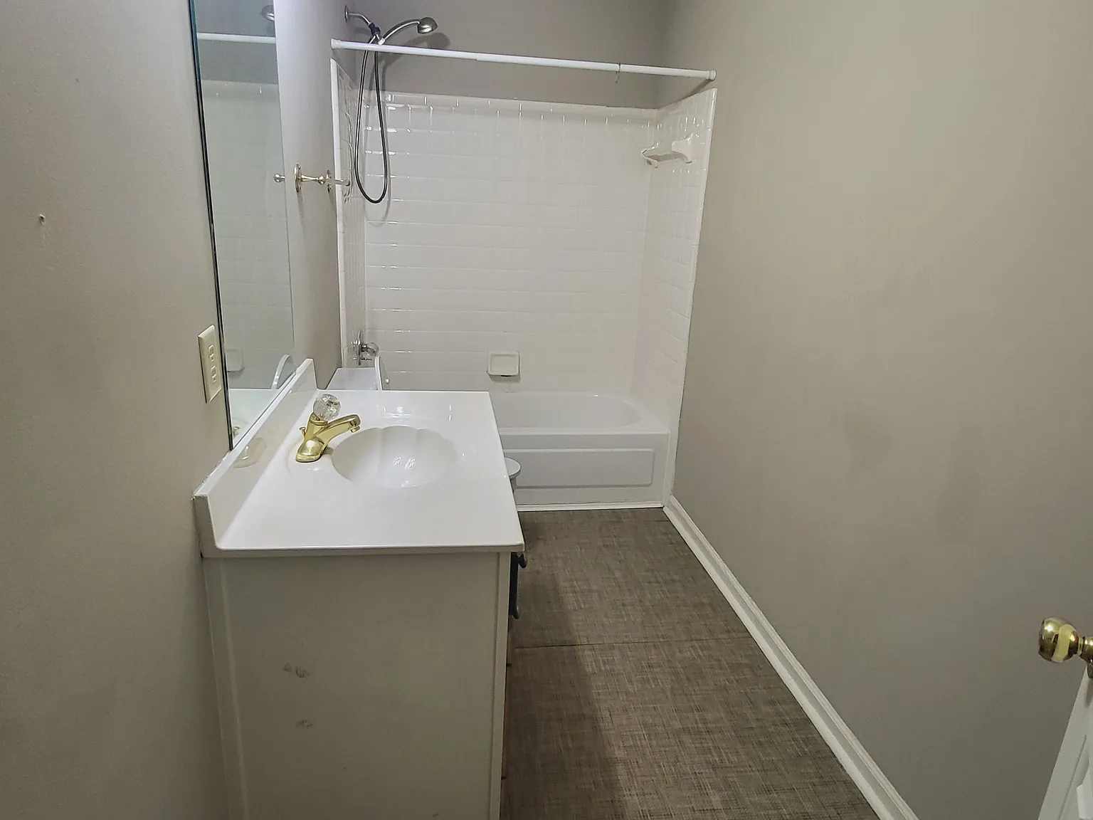 2 bed, 1447 sqft, $1,600 — Photo 4