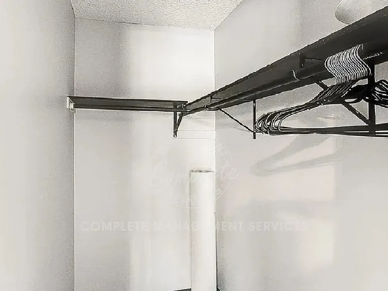 14325 Fairway Dr — Photo 4