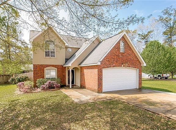2nd image of 1011 Newman Cir