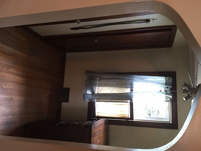 walk in closet in masterBR