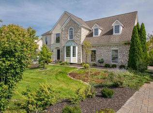 8447 Clarington Ct, Powell, OH