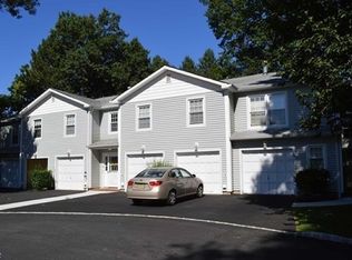 48 Crestwood Mews, Allendale, NJ 07401