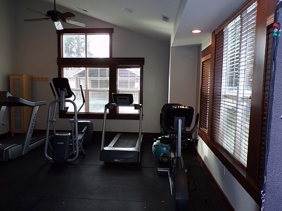 4th image of 10800 SE 17th Cir Unit A1