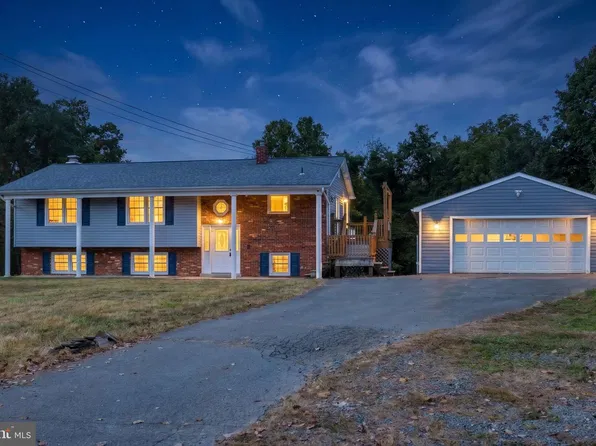 4310 Mountain View Dr, Haymarket, VA 20169