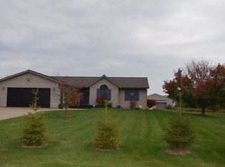 1844 Fraser Rd, Kawkawlin, MI 48631