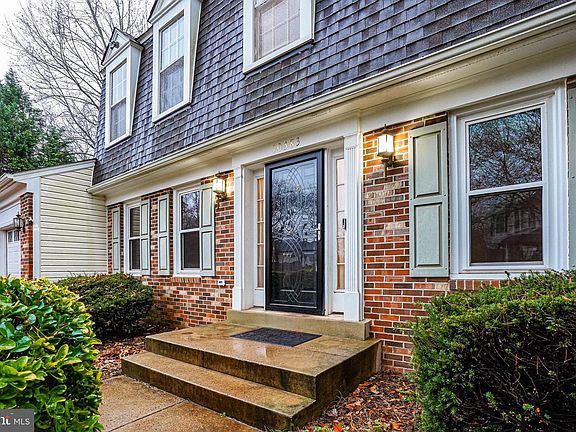 3rd image of 10383 Sorrell Dr