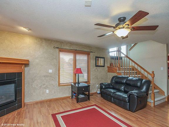 4th image of 210 N 16th St