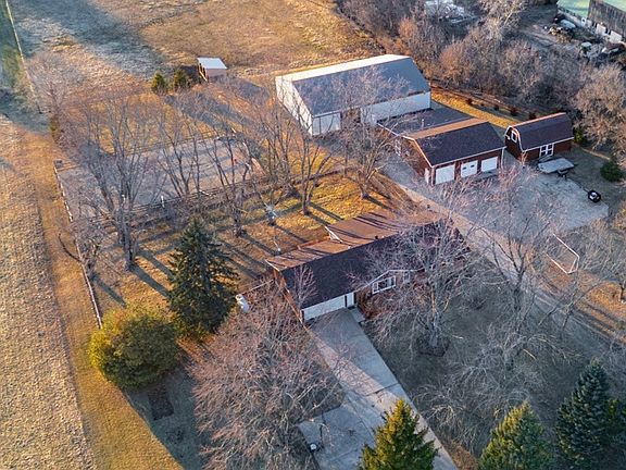 3rd image of 4015 Sunnyside Rd