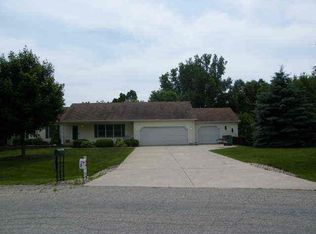 1123 Buckingham Ct, Adrian, MI