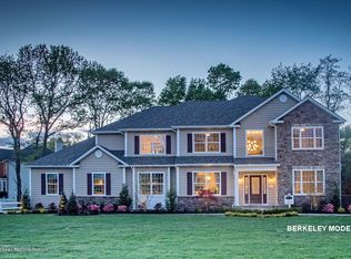 6 Puma Pl, Tinton Falls, NJ 07712