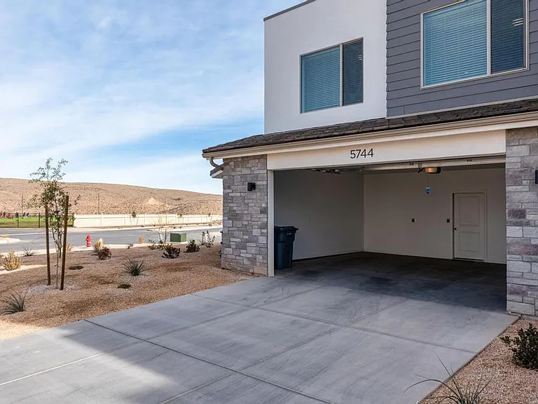 5744 S Russet Sun Dr — Photo 24
