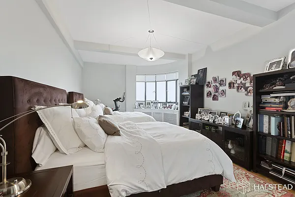 Rented by Halstead Real Estate | media 18