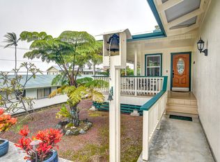 45-3384 Wahi Malu Pl, Honokaa, HI 96727