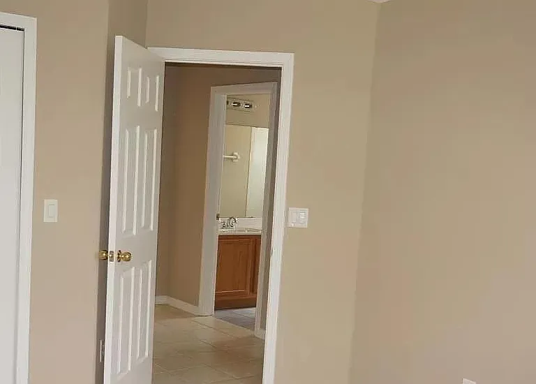 Front Bedroom 2 Closet