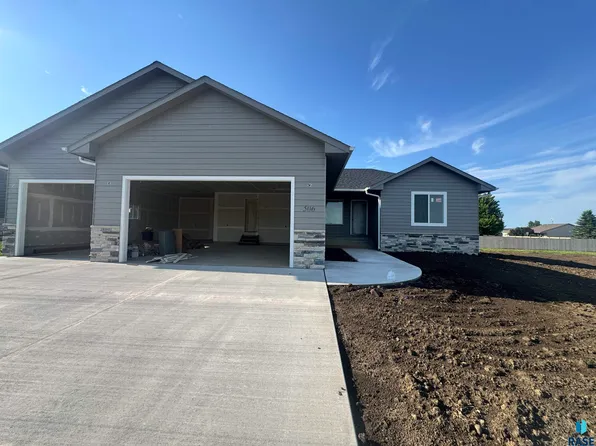 506 Shirley St, Harrisburg, SD 57032