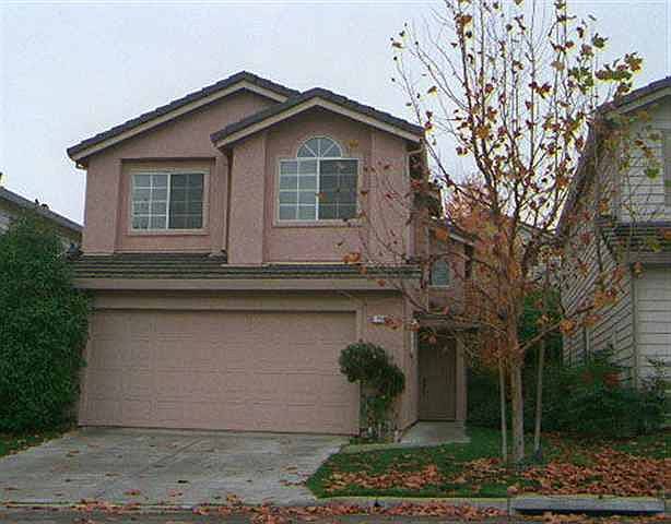 1st image of 758 N Parkway Dr