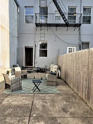 Rented by The Hamilton Group | media 7