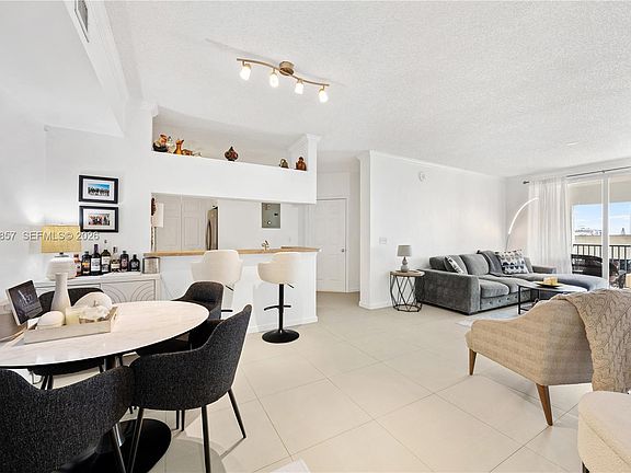 3rd image of 17100 N Bay Rd APT 1810