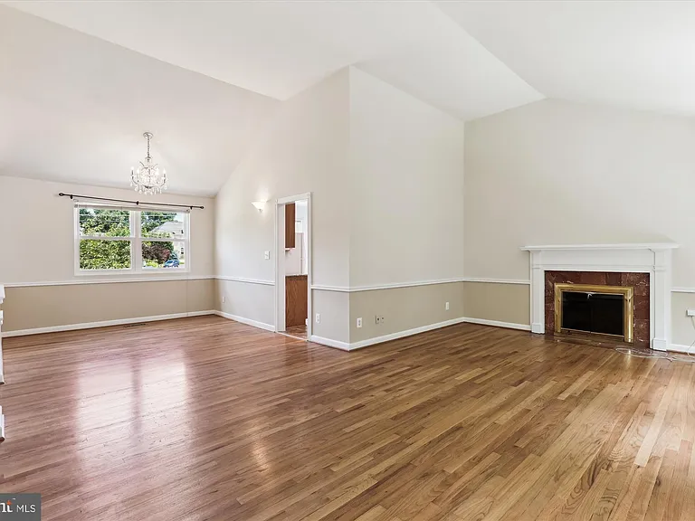 6916 Southridge Dr — Photo 15