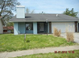 1695 Woodman Dr, Florissant, MO