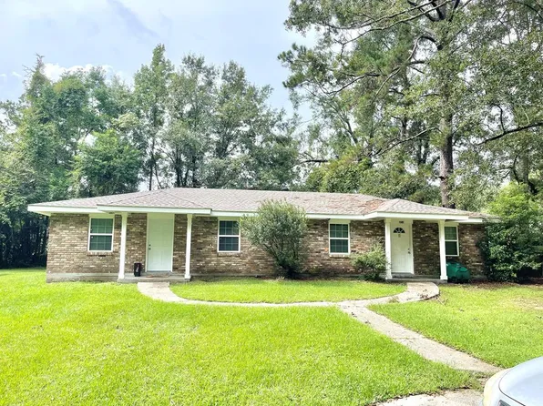 404/406 8th St, Picayune, MS 39466