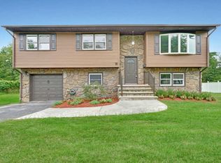 74 Brookwood Pkwy, Jackson, NJ 08527