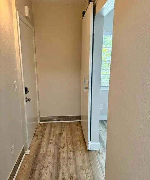 301 S M St #1 — Photo 11