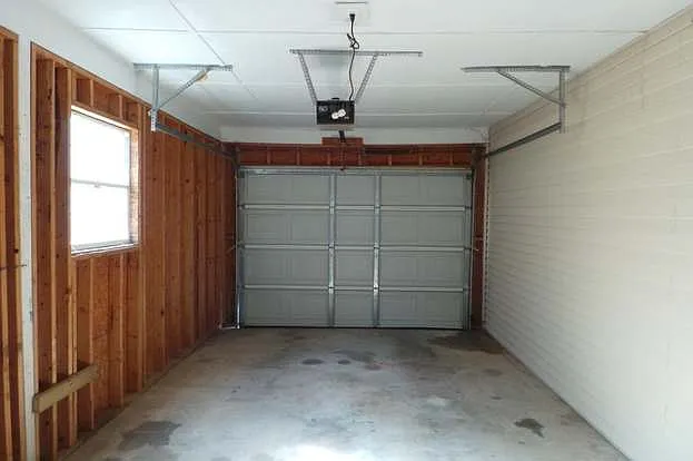 7028 Nathan Rd — Photo 24