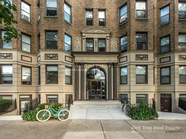 1156 Commonwealth Ave, Allston, MA