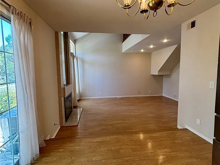 451 Medford Ct #102 — Photo 13